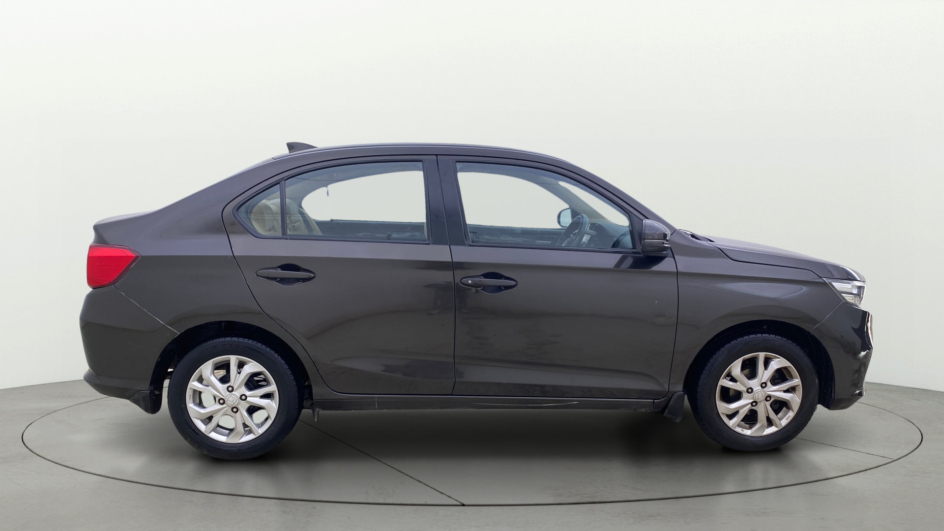 View 2018 Honda Amaze E MT Petrol BS IV Image 8 Used 2018 Honda Amaze E MT Petrol BS IV Image 8