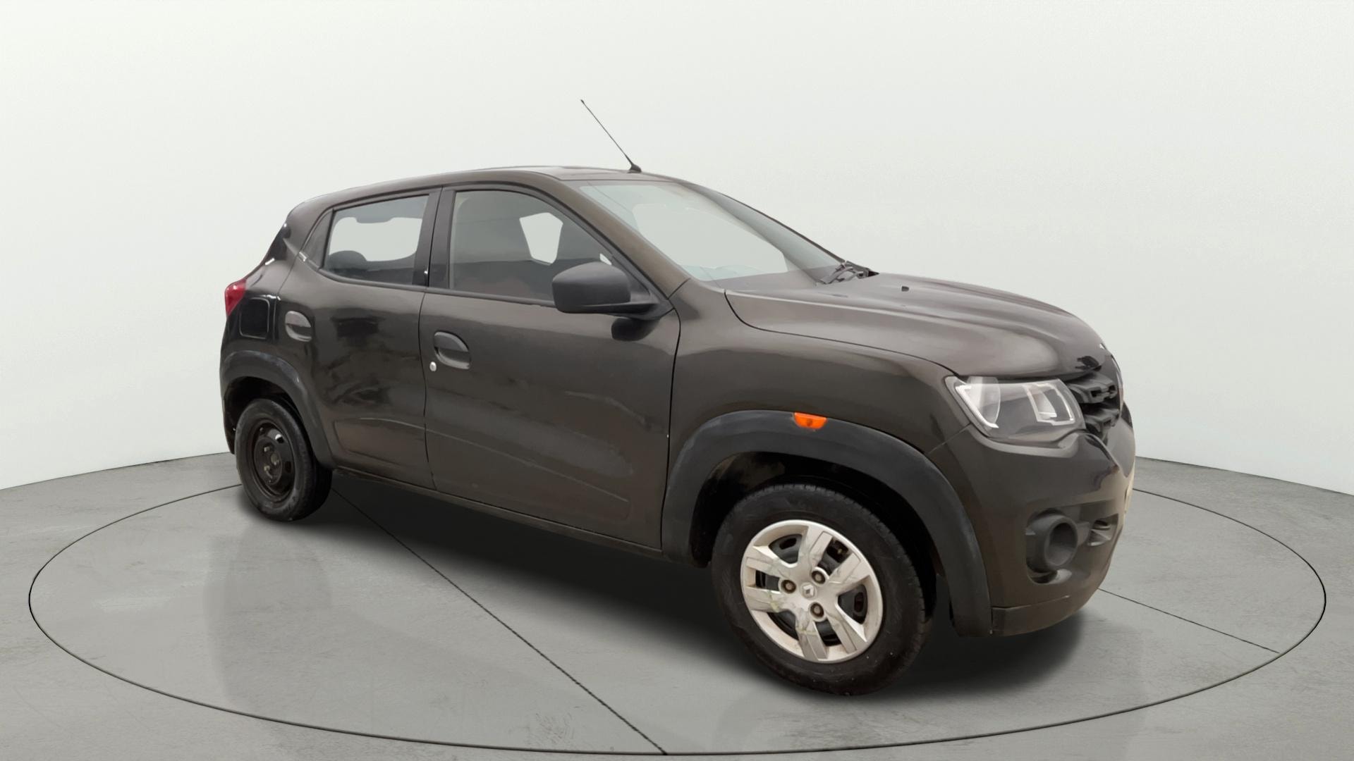 View 2018 Renault Kwid RXL 1.0 Image 13 Used 2018 Renault Kwid RXL 1.0 Image 13