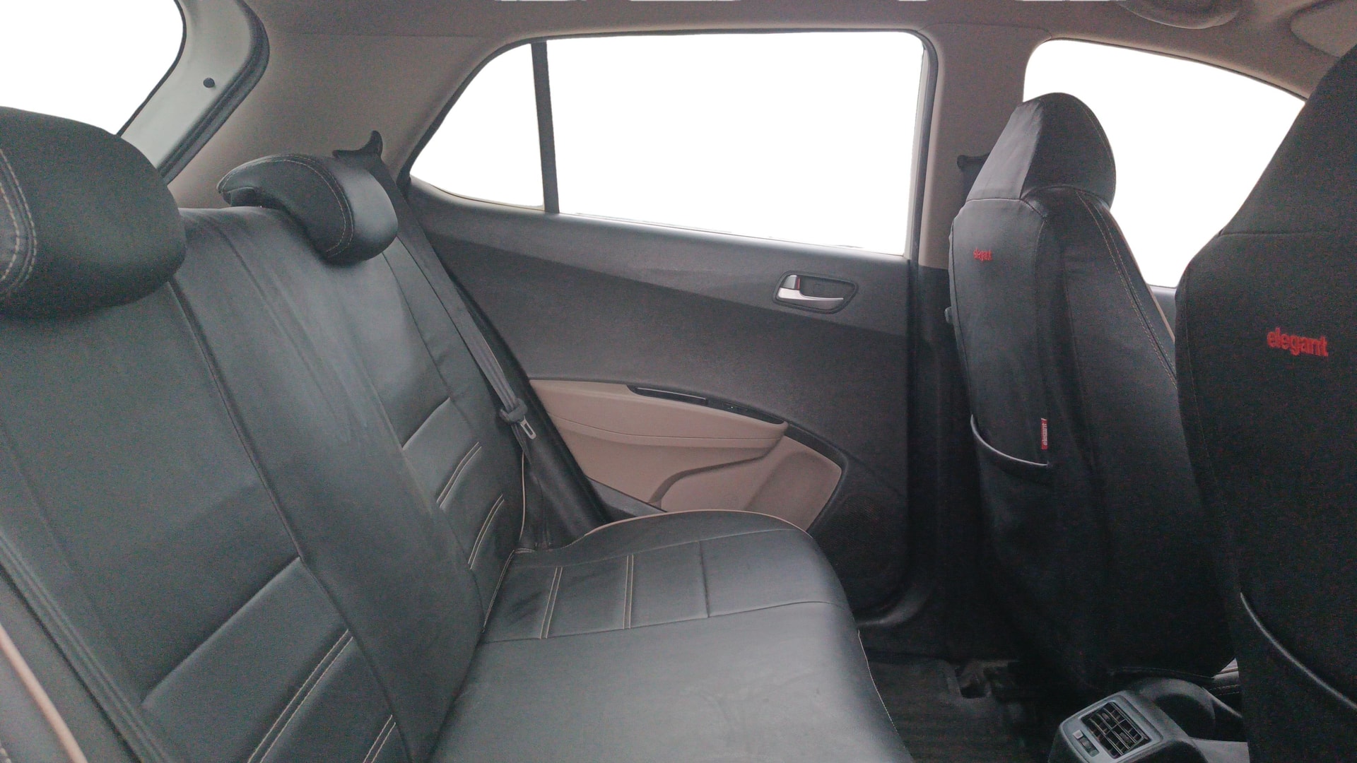 View 2015 Hyundai Grand i10 Asta AT 1.2 Kappa VTVT Image 35 Used 2015 Hyundai Grand i10 Asta AT 1.2 Kappa VTVT Image 35