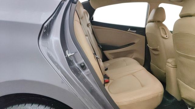 View Hyundai Verna Image 29 Used Hyundai Verna Image 29