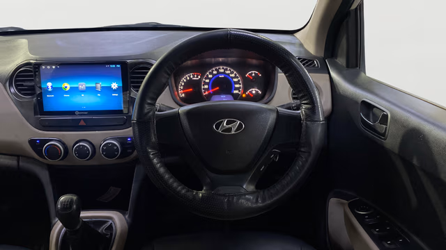 View Hyundai Grand i10 Image 17 Used Hyundai Grand i10 Image 17