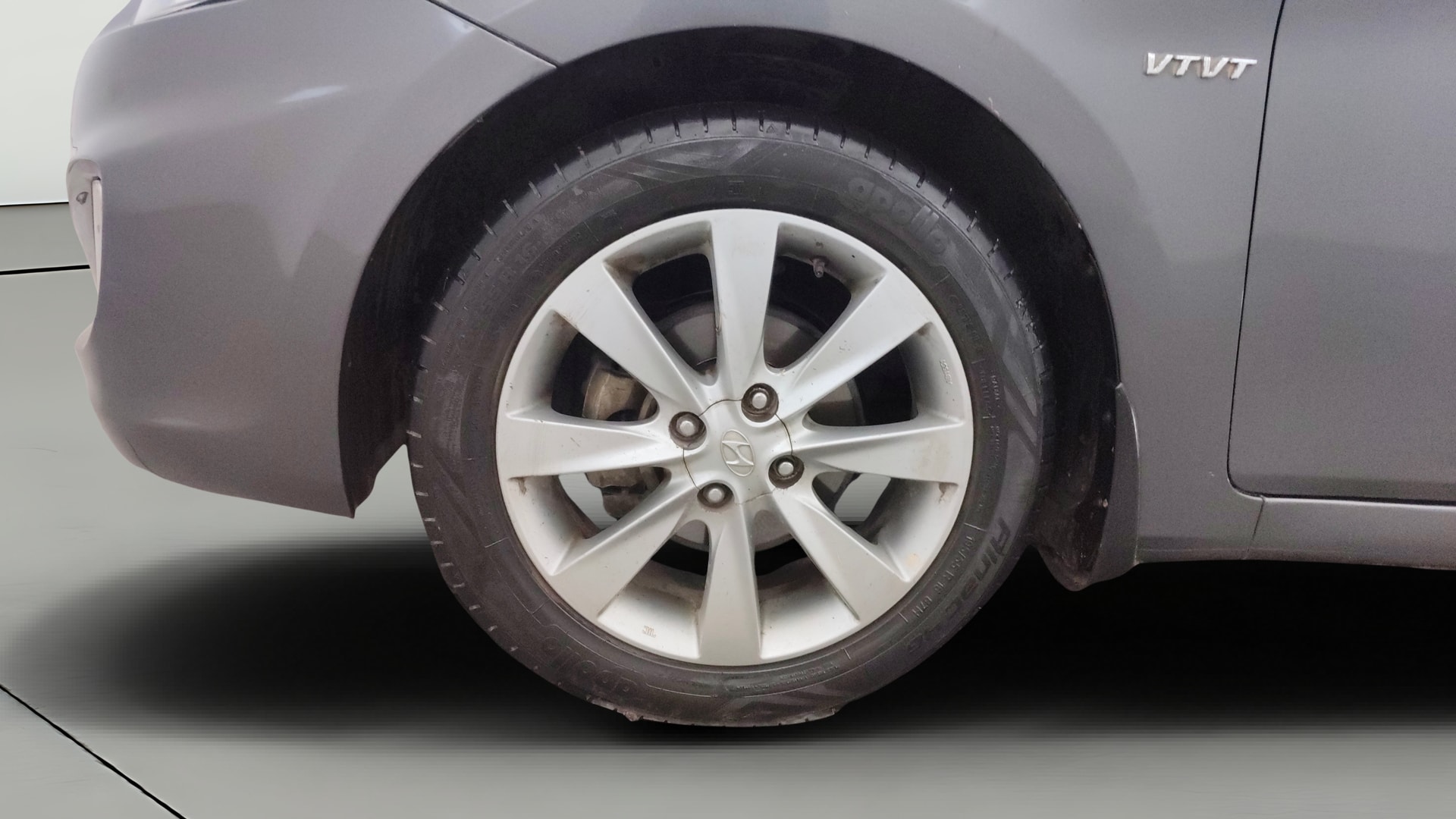 View 2013 Hyundai Fluidic Verna 1.6 VTVT SX Image 28 Used 2013 Hyundai Fluidic Verna 1.6 VTVT SX Image 28