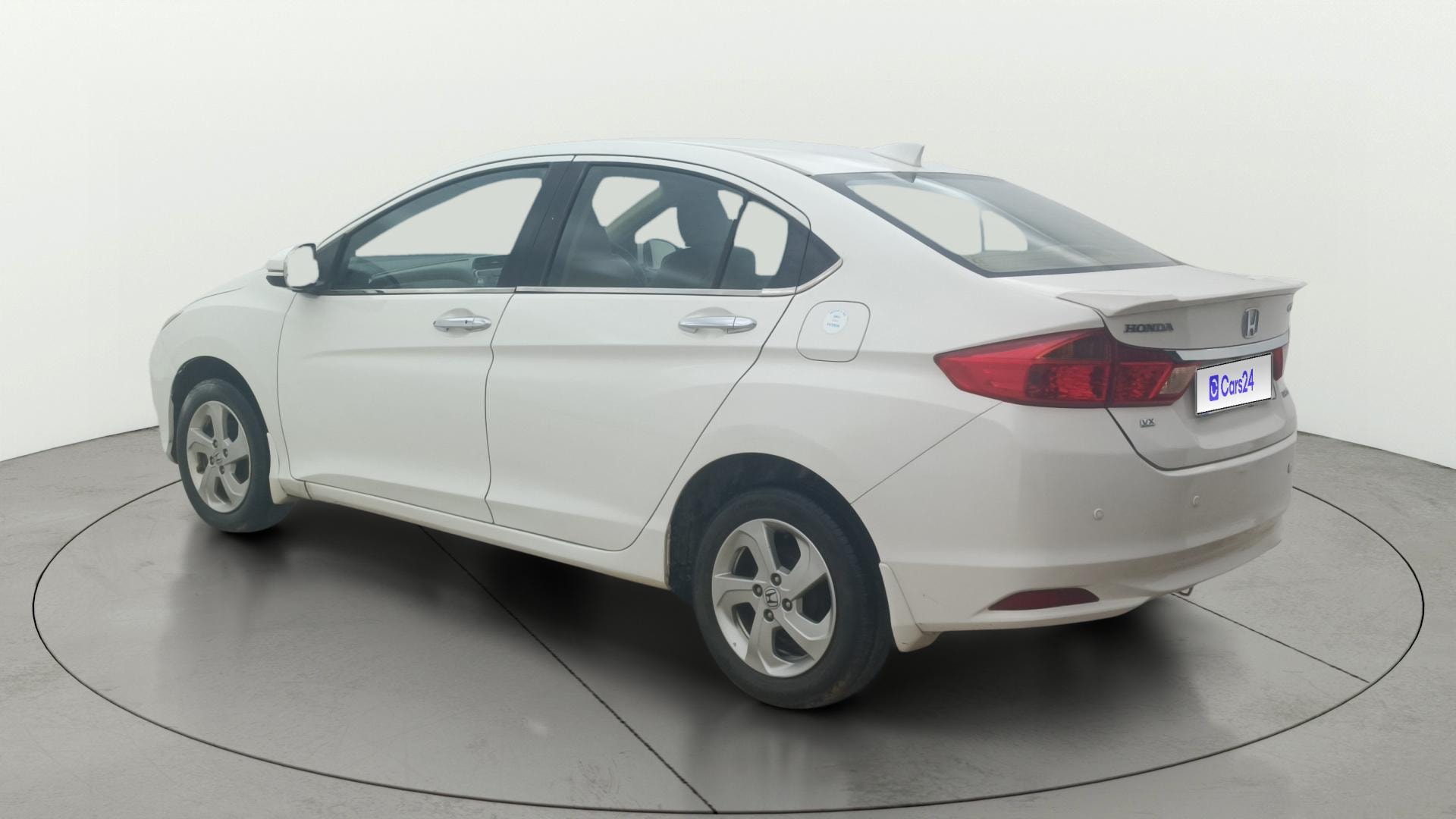 View 2014 Honda City ZX MT Diesel Anniversary Edition Image 2 Used 2014 Honda City ZX MT Diesel Anniversary Edition Image 2