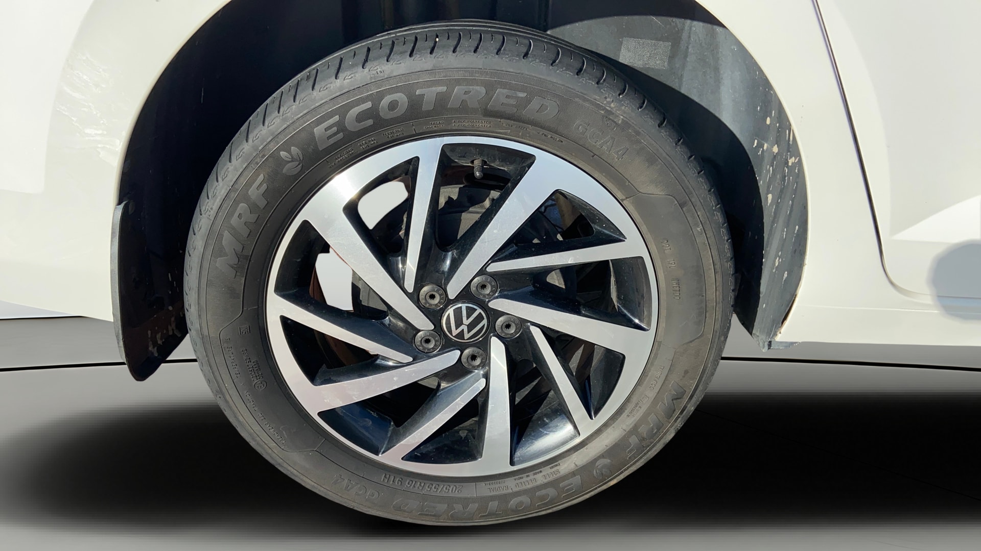 View 2022 Volkswagen Virtus Topline 1.0 TSI MT Image 25 Used 2022 Volkswagen Virtus Topline 1.0 TSI MT Image 25