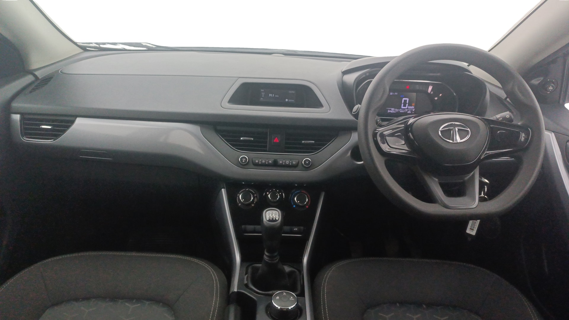 View 2022 Tata Nexon Revotron XM Image 15 Used 2022 Tata Nexon Revotron XM Image 15