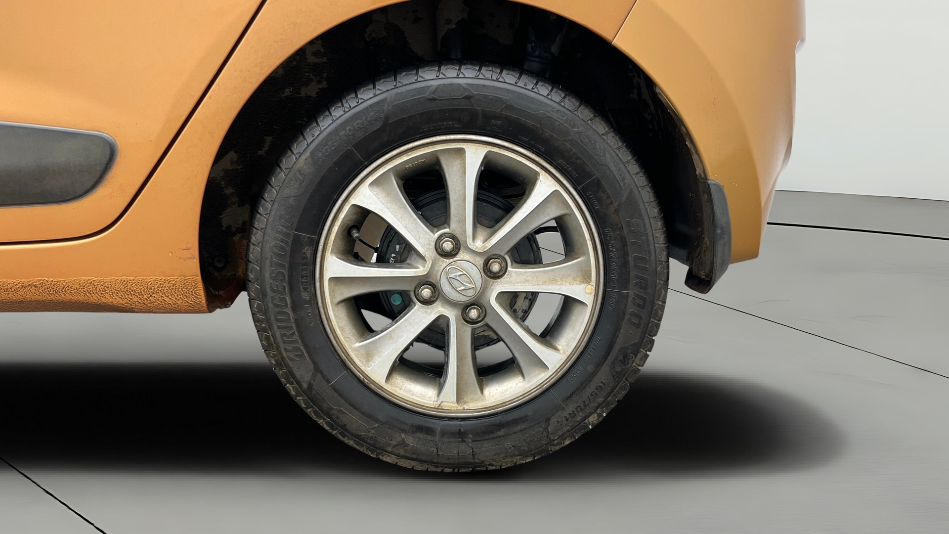 View 2016 Hyundai Grand i10 Asta AT 1.2 Kappa VTVT Image 11 Used 2016 Hyundai Grand i10 Asta AT 1.2 Kappa VTVT Image 11
