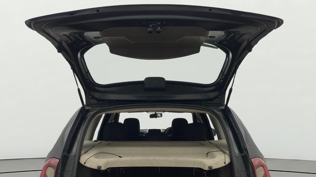 View Renault Duster Image 17 Used Renault Duster Image 17