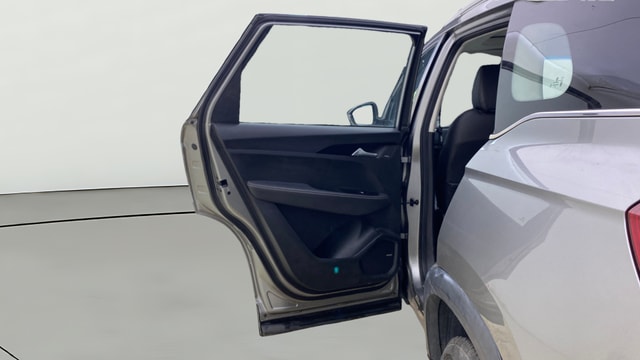View MG Hector Image 15 Used MG Hector Image 15