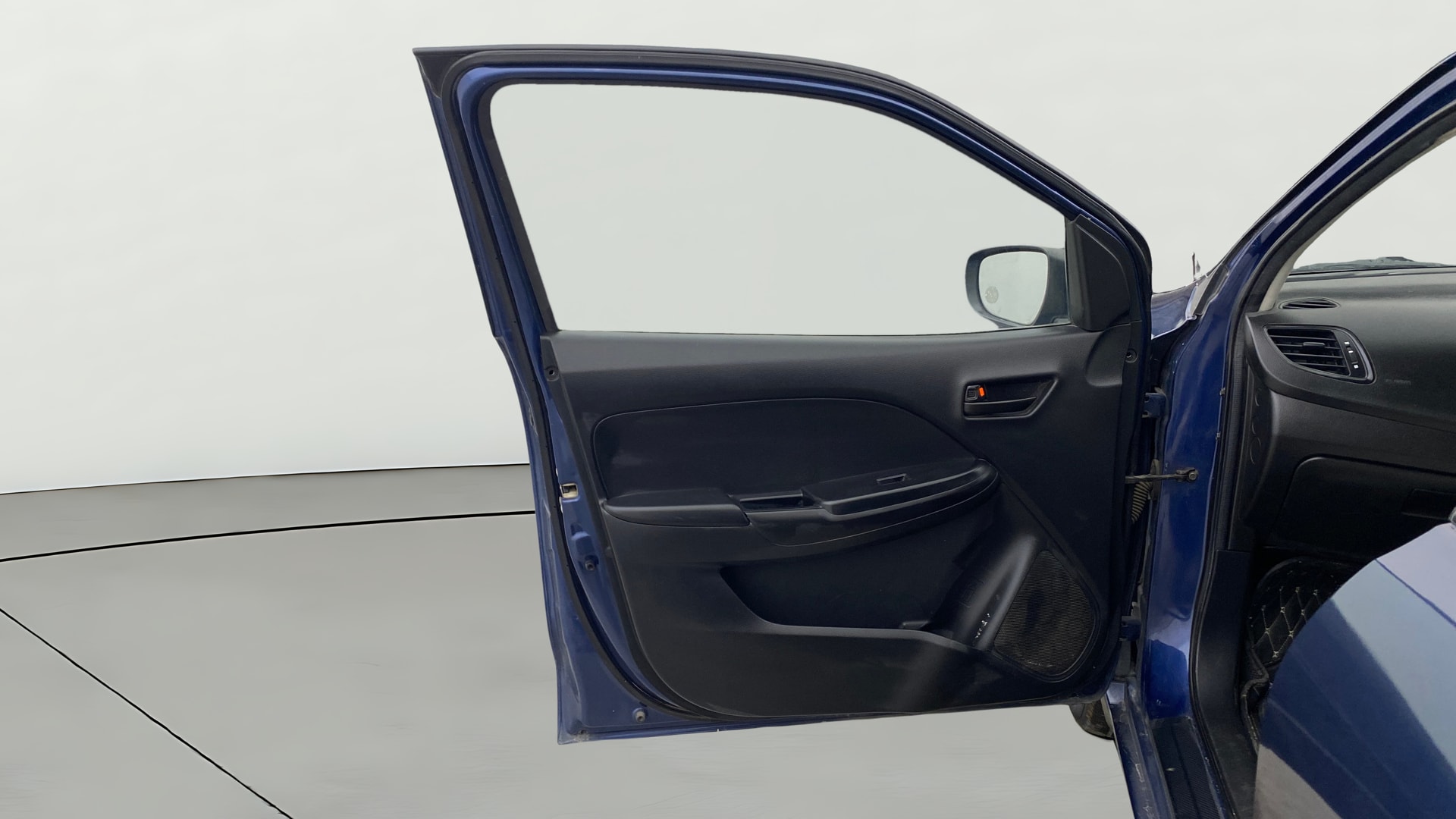 View 2020 Maruti Suzuki 1000 Base Variant Image 31 Used 2020 Maruti Suzuki 1000 Base Variant Image 31