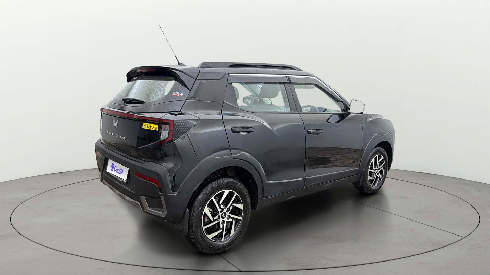 Used 2024 Mahindra XUV 3XO Used 2024 Mahindra XUV 3XO