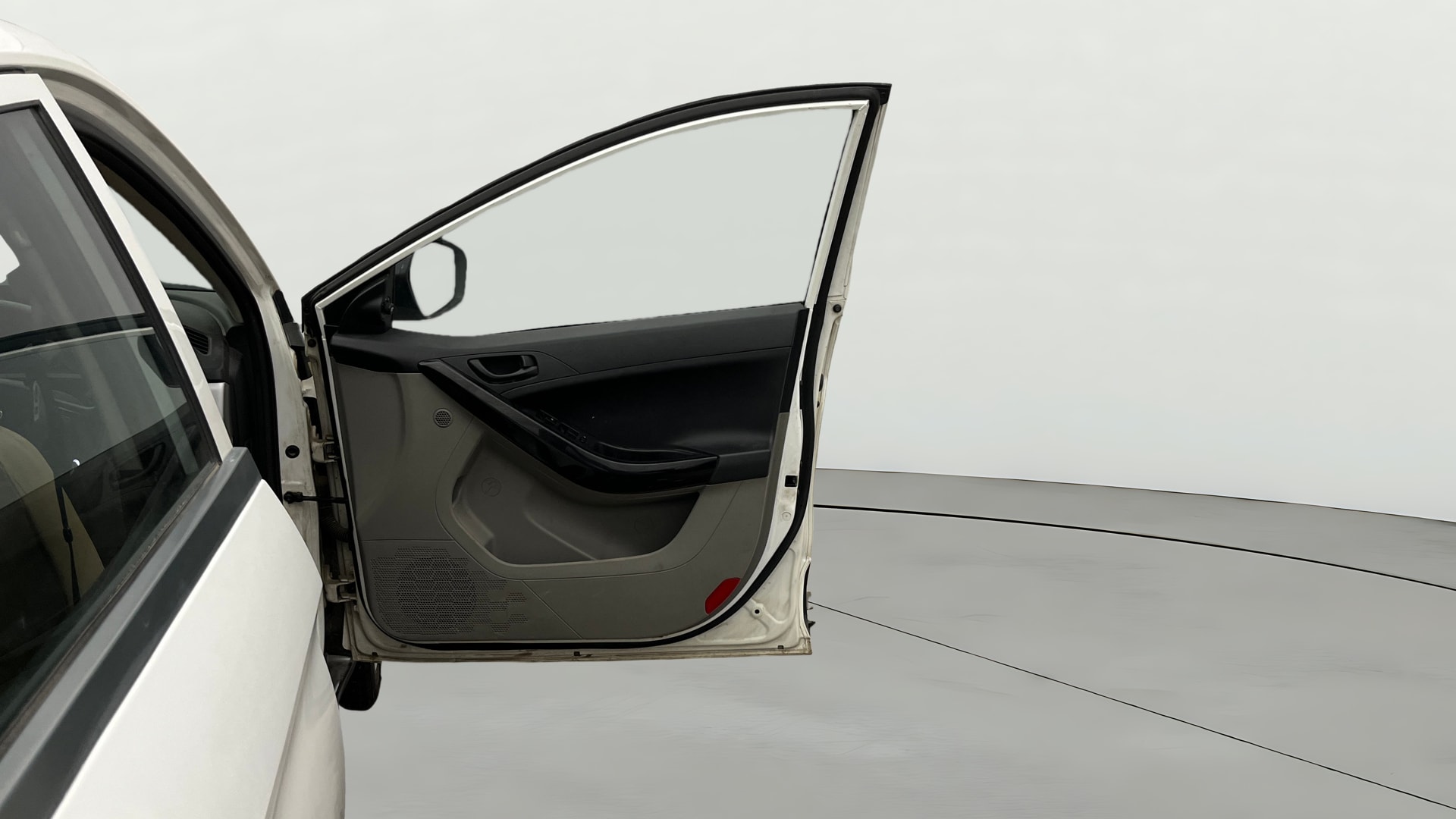 View 2019 Tata Nexon Revotron XM Image 43 Used 2019 Tata Nexon Revotron XM Image 43