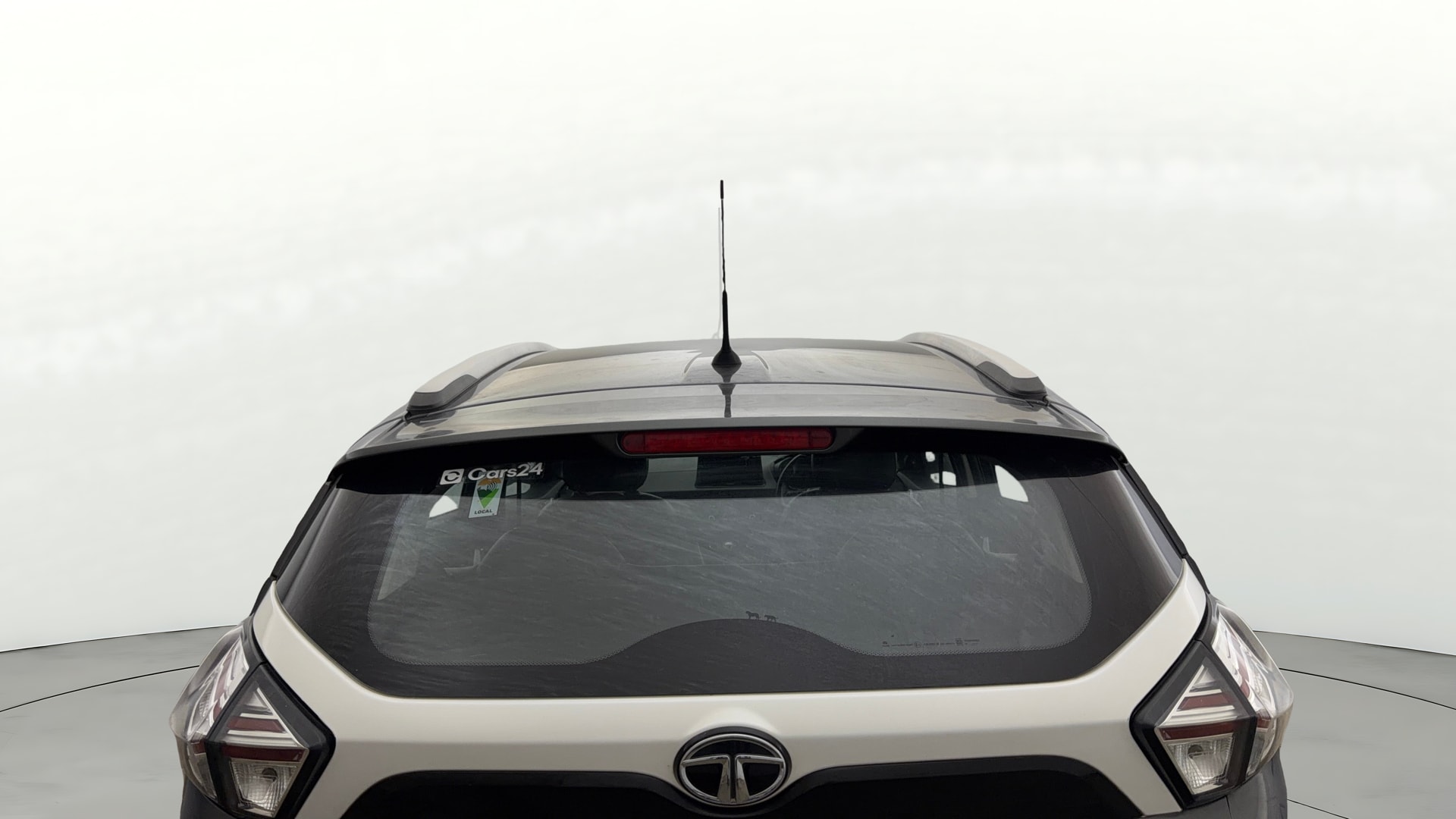 View 2021 Tata Nexon Revotron XE Image 4 Used 2021 Tata Nexon Revotron XE Image 4