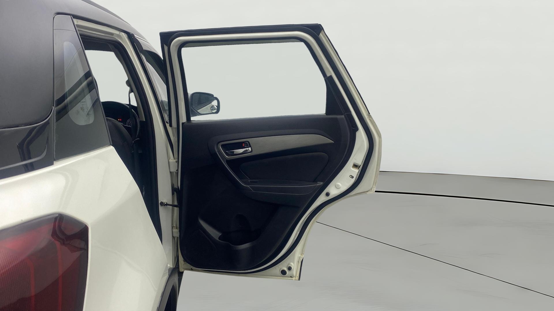 View 2019 Maruti Suzuki 1000 Base Variant Image 7 Used 2019 Maruti Suzuki 1000 Base Variant Image 7