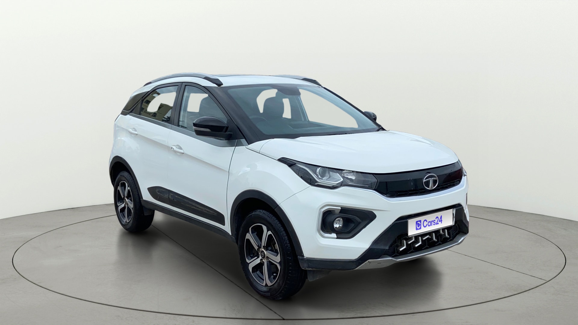 View 2022 Tata Nexon Revotron XE Image 39 Used 2022 Tata Nexon Revotron XE Image 39