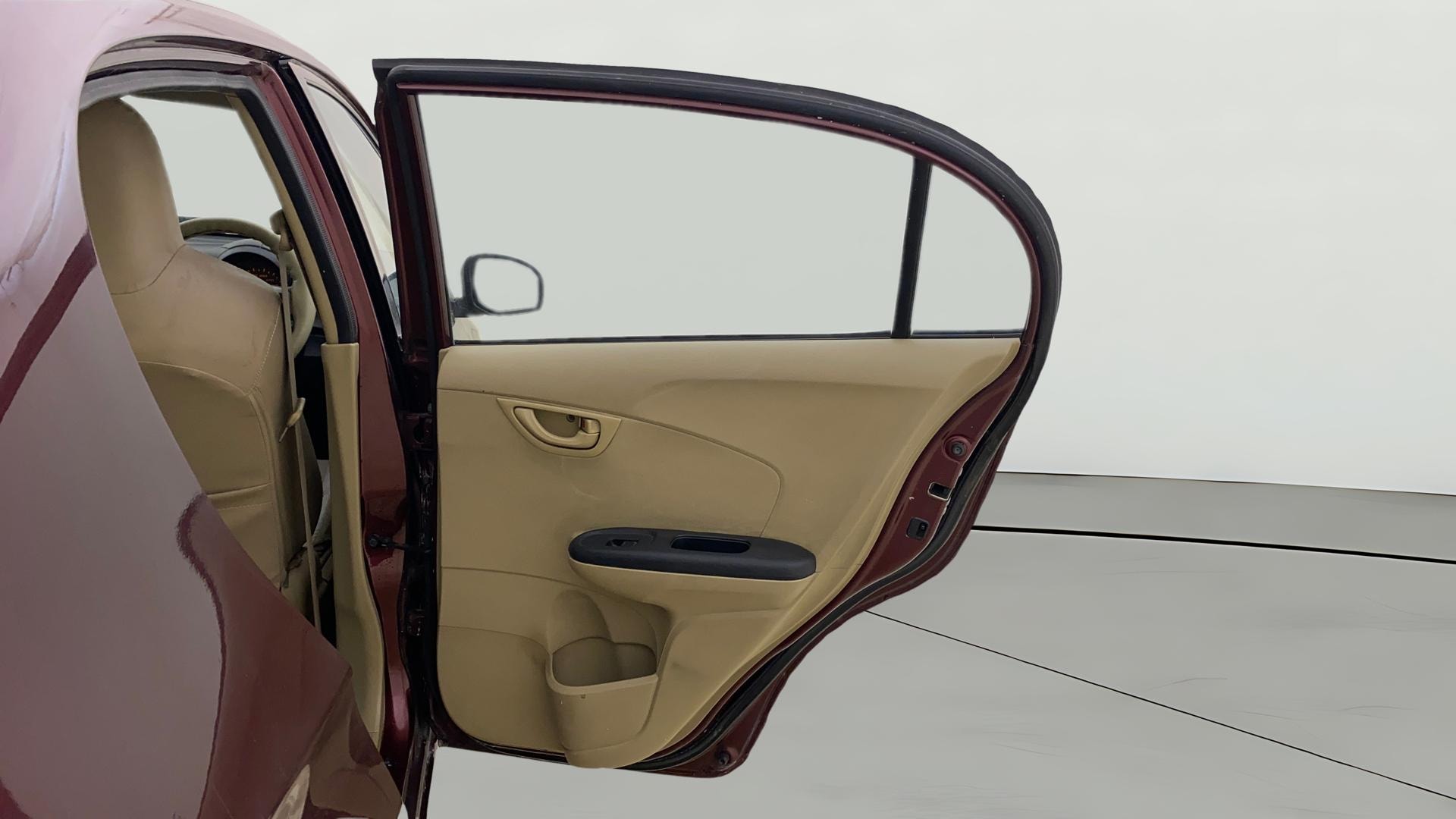 View 2014 Honda Amaze E MT Petrol BS IV Image 7 Used 2014 Honda Amaze E MT Petrol BS IV Image 7