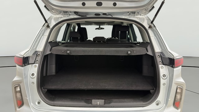 View Toyota Urban Cruiser Hyryder Image 40 Used Toyota Urban Cruiser Hyryder Image 40
