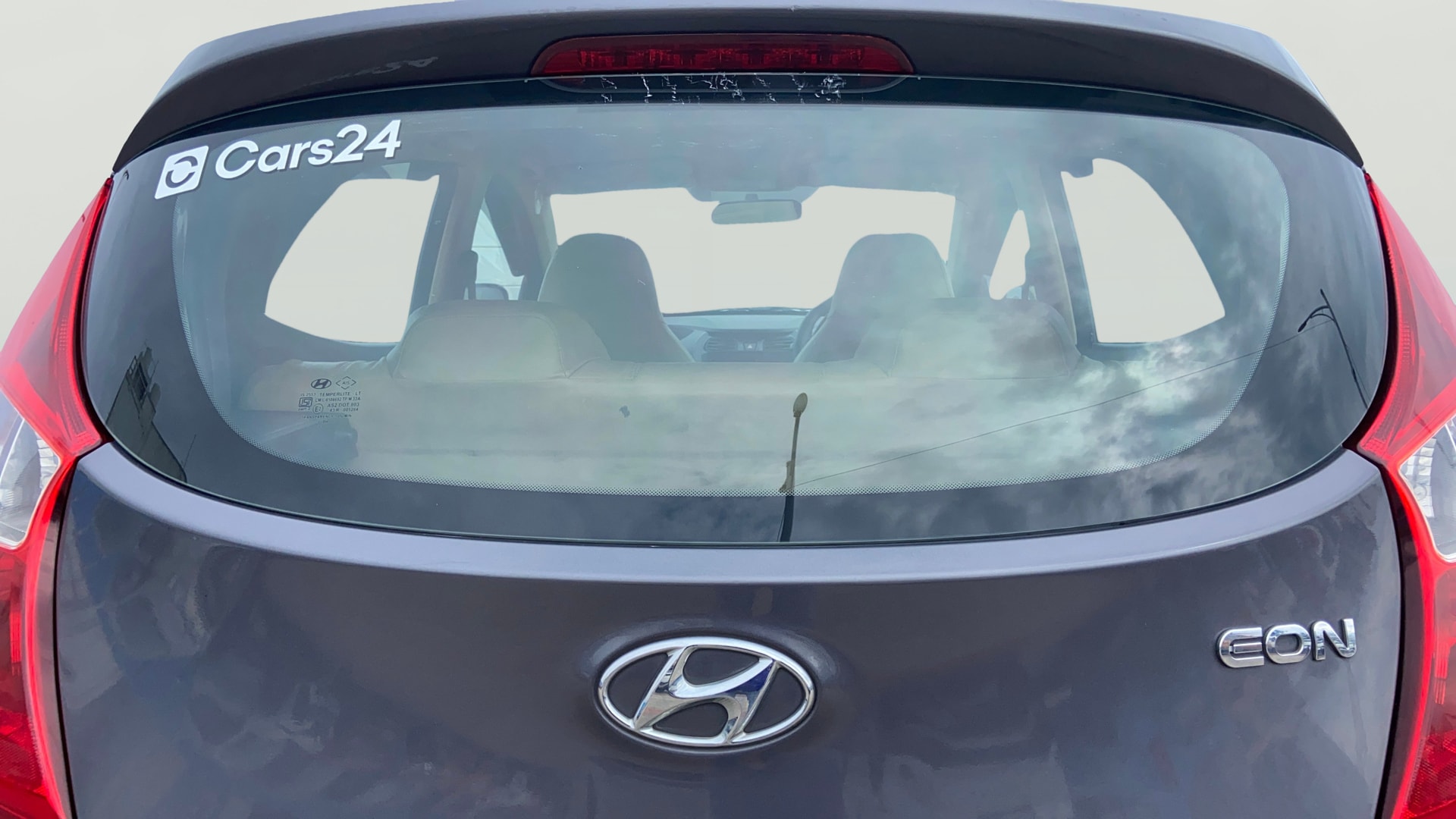 View 2018 Hyundai EON Magna Plus Image 4 Used 2018 Hyundai EON Magna Plus Image 4