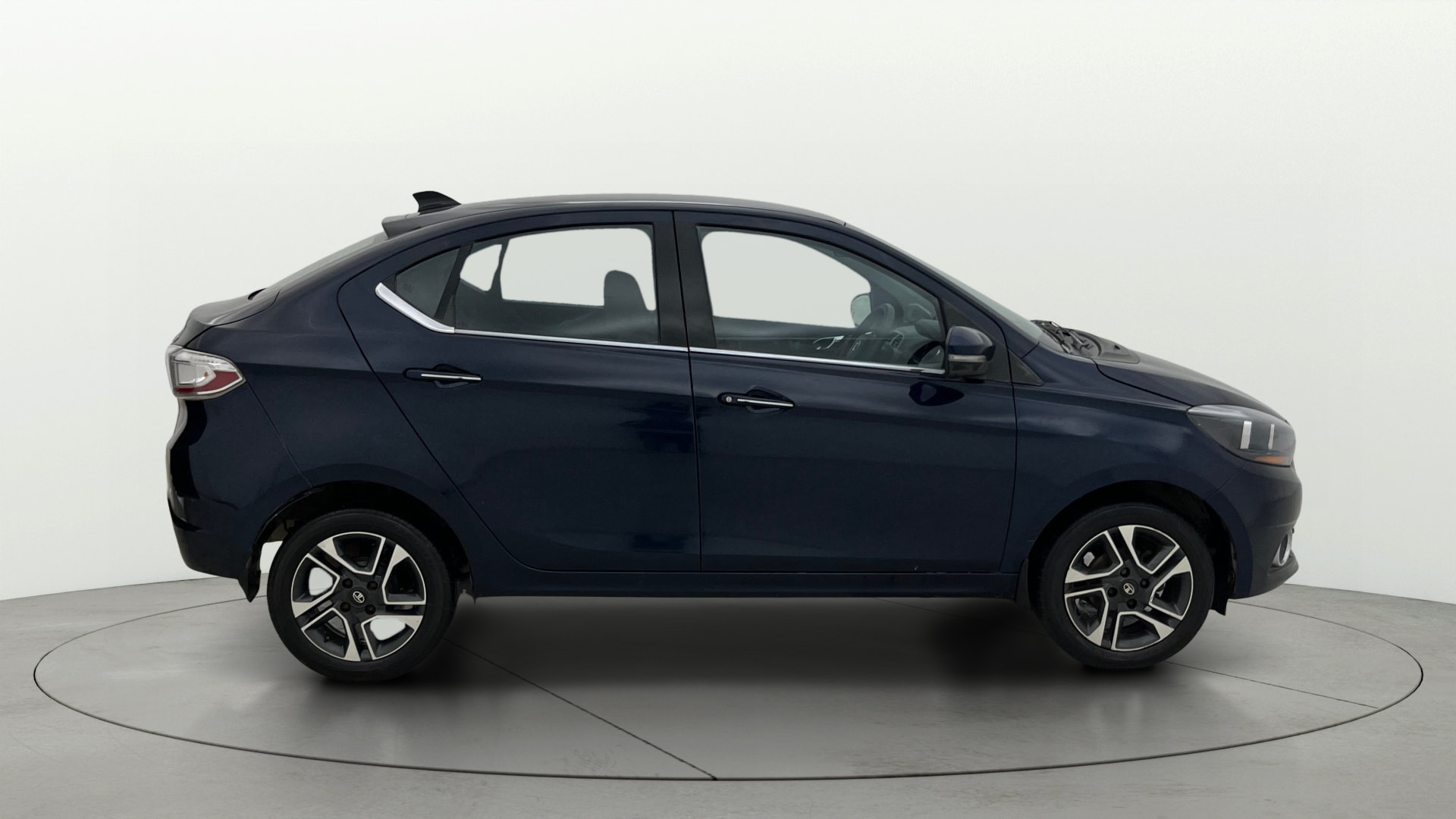 View 2019 Tata Tigor XE Diesel Image 8 Used 2019 Tata Tigor XE Diesel Image 8