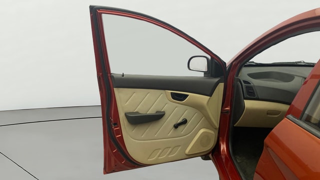 View Hyundai EON Image 30 Used Hyundai EON Image 30