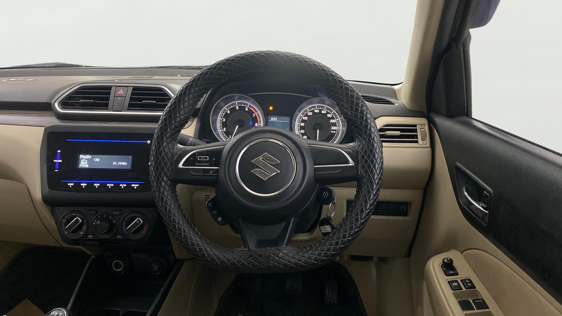 View 2022 Maruti Suzuki 1000 Base Variant Image 20 Used 2022 Maruti Suzuki 1000 Base Variant Image 20