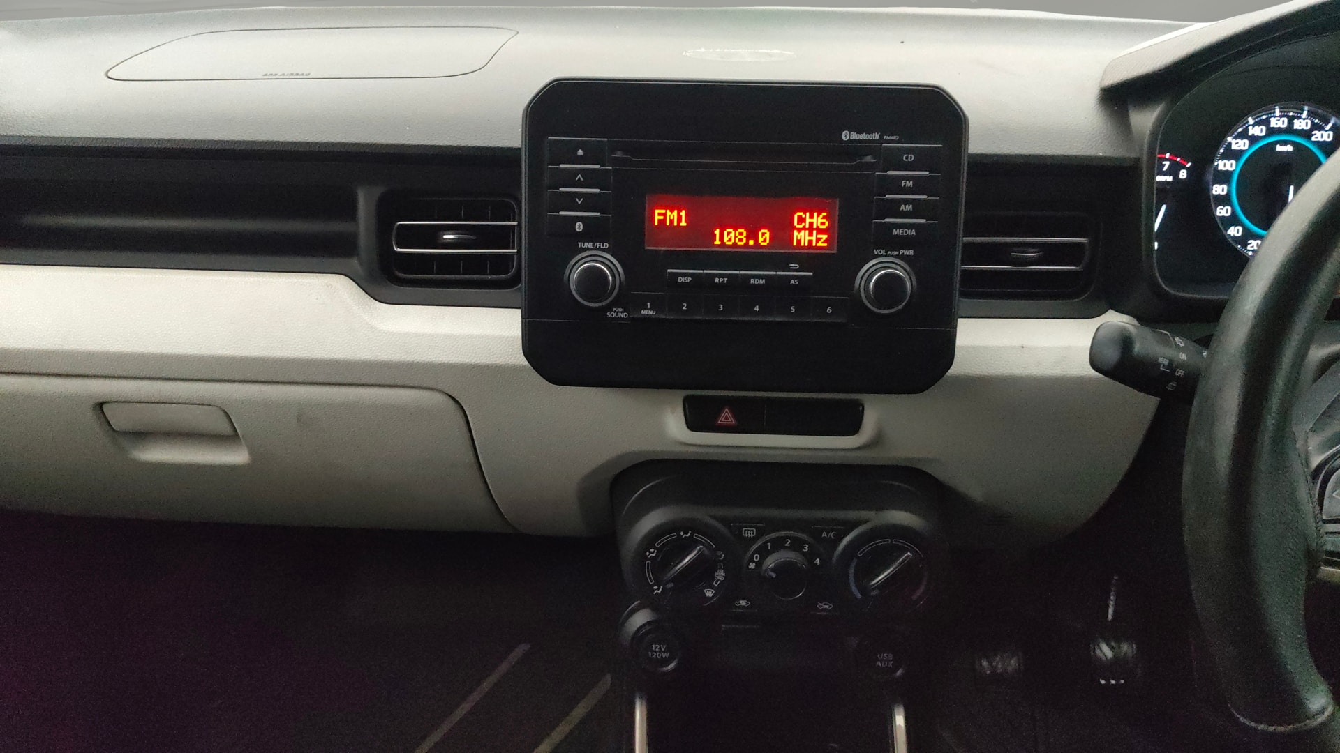 View 2017 Maruti Suzuki 1000 Base Variant Image 31 Used 2017 Maruti Suzuki 1000 Base Variant Image 31