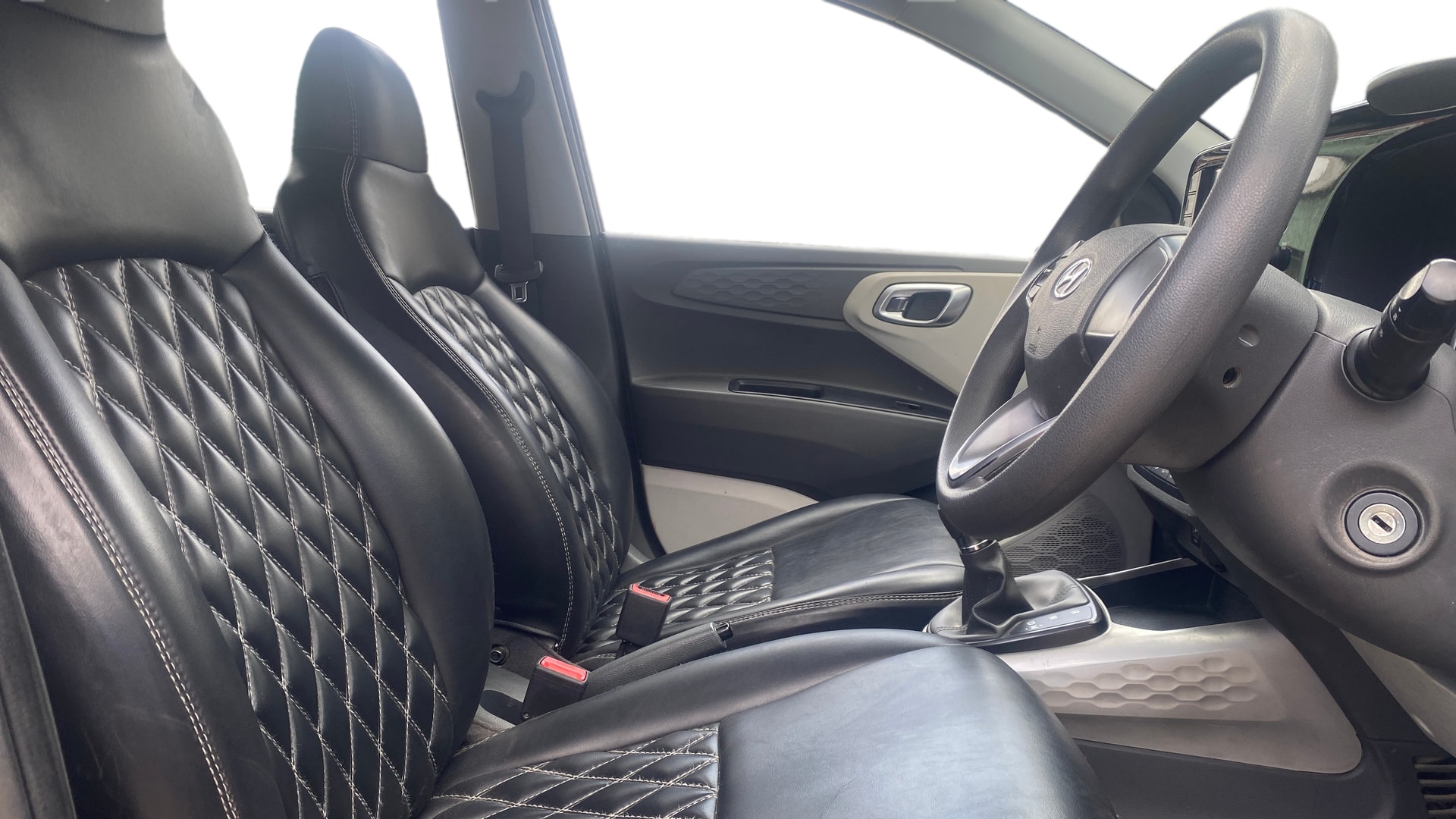 View 2021 Hyundai Grand i10 Nios Sportz Petrol AMT Image 26 Used 2021 Hyundai Grand i10 Nios Sportz Petrol AMT Image 26