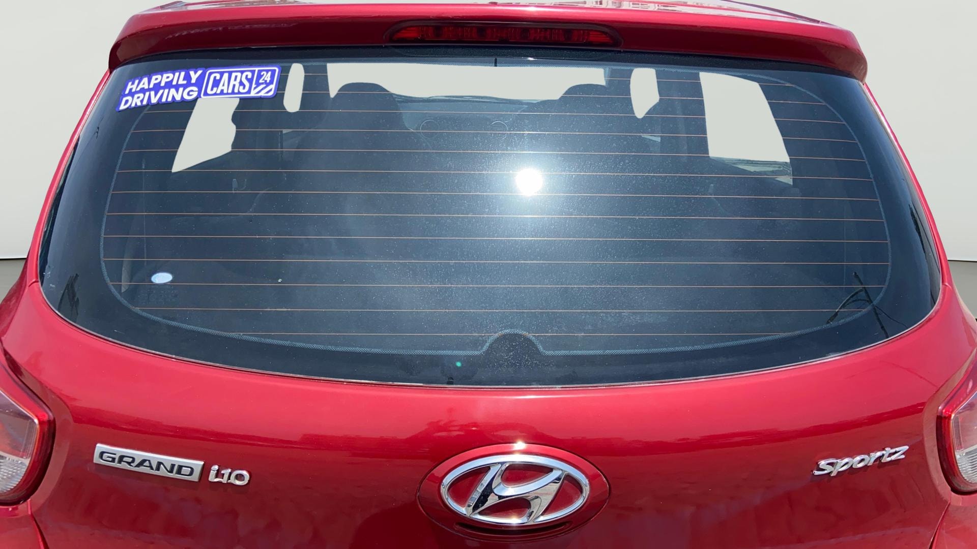 View 2018 Hyundai Grand i10 Sportz 1.2 Kappa Image 4 Used 2018 Hyundai Grand i10 Sportz 1.2 Kappa Image 4