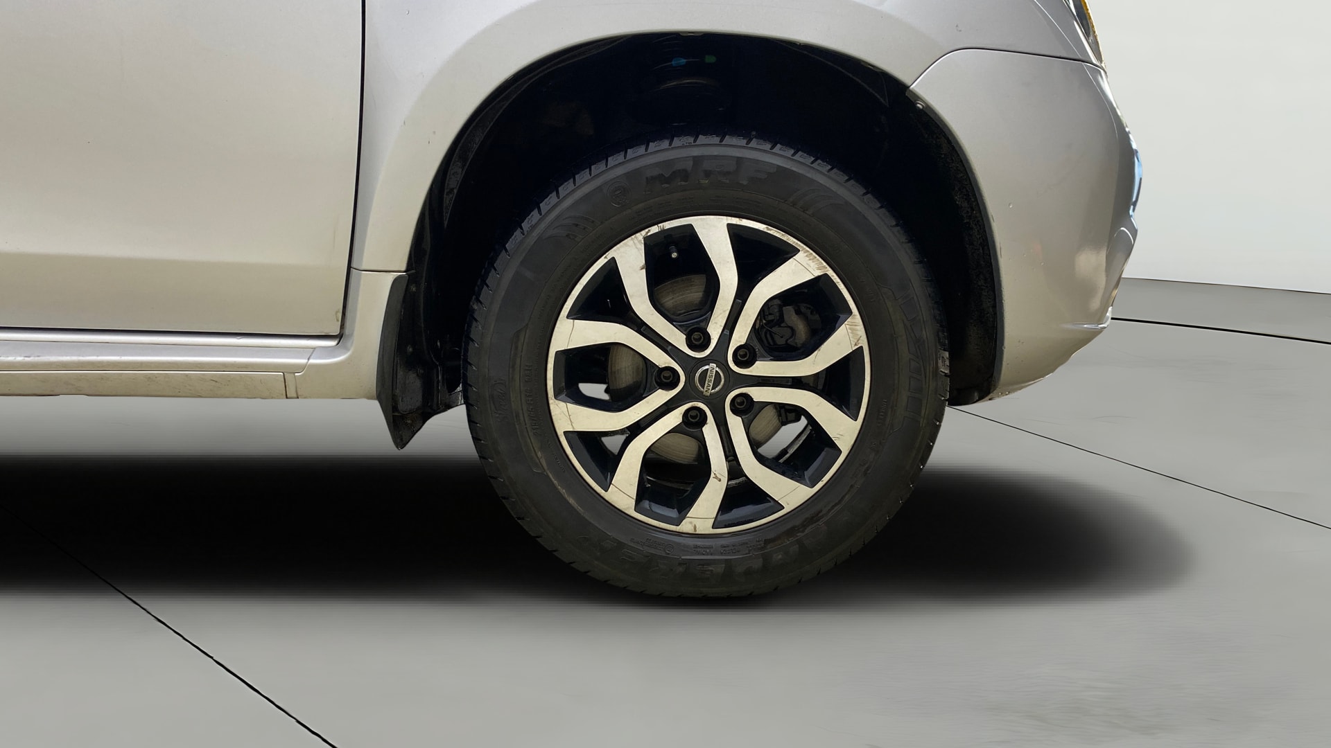 View 2017 Nissan Terrano XV D PRE 110 PS AMT Image 42 Used 2017 Nissan Terrano XV D PRE 110 PS AMT Image 42