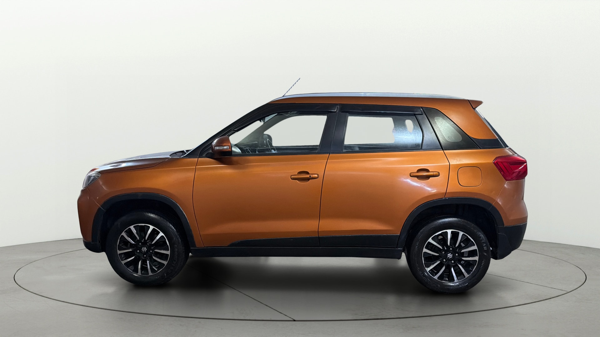 View 2022 Maruti Suzuki 1000 Base Variant Image 6 Used 2022 Maruti Suzuki 1000 Base Variant Image 6