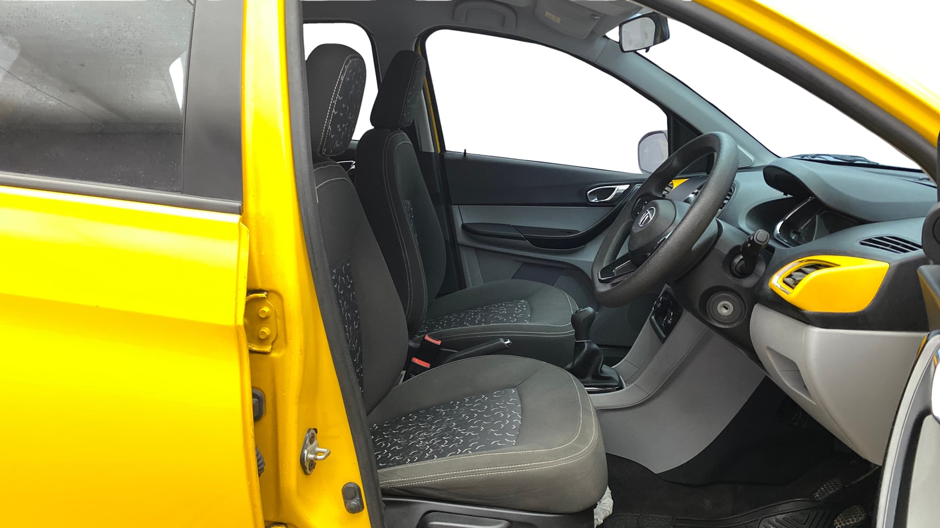 View 2020 Tata Tiago Revotorq XB Image 26 Used 2020 Tata Tiago Revotorq XB Image 26