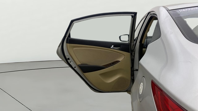 View Hyundai Fluidic Verna Image 22 Used Hyundai Fluidic Verna Image 22