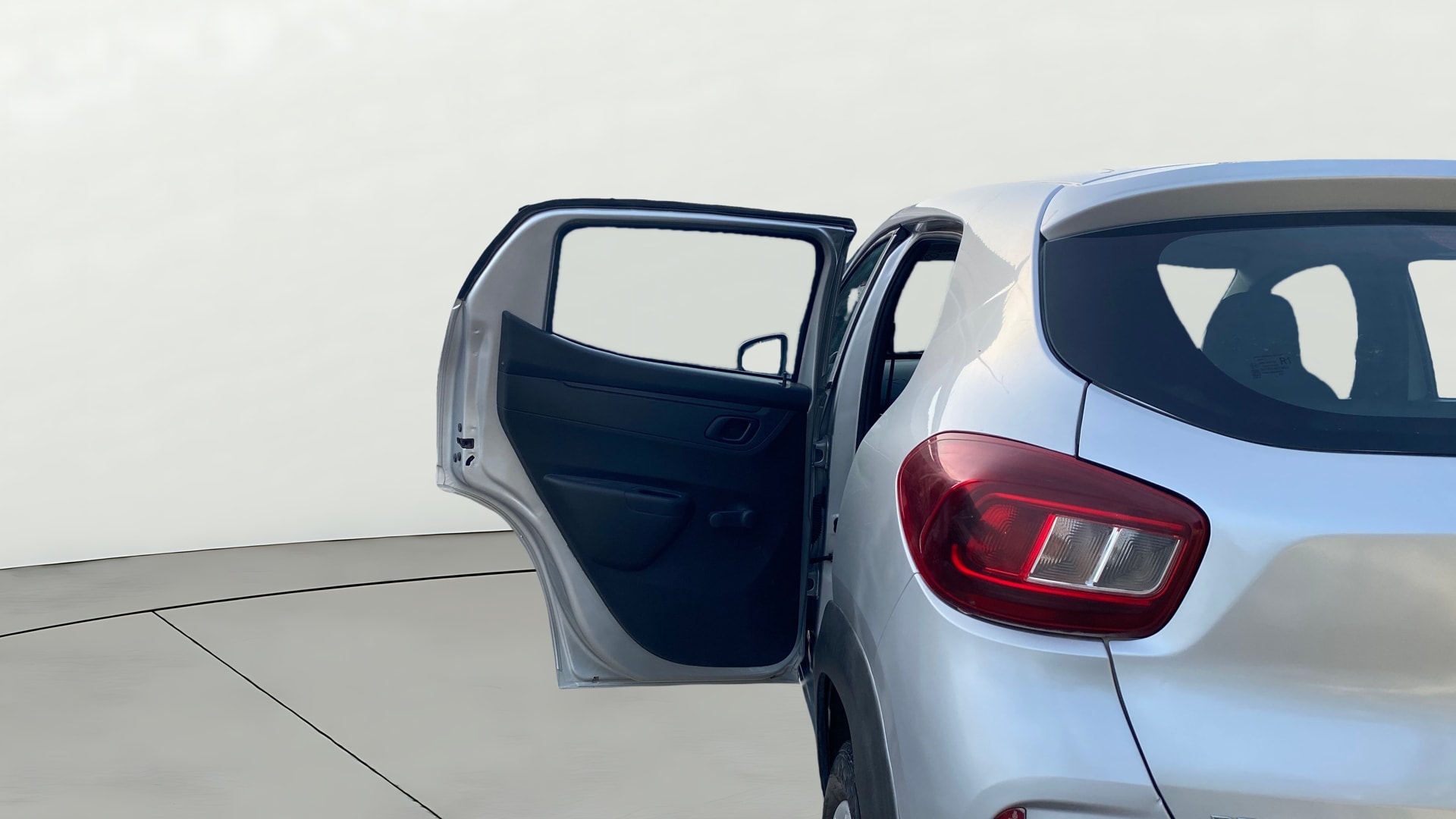 View 2022 Renault Kwid RXL 1.0 BS IV Image 23 Used 2022 Renault Kwid RXL 1.0 BS IV Image 23