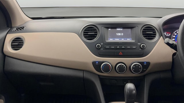 View Hyundai Grand i10 Image 17 Used Hyundai Grand i10 Image 17