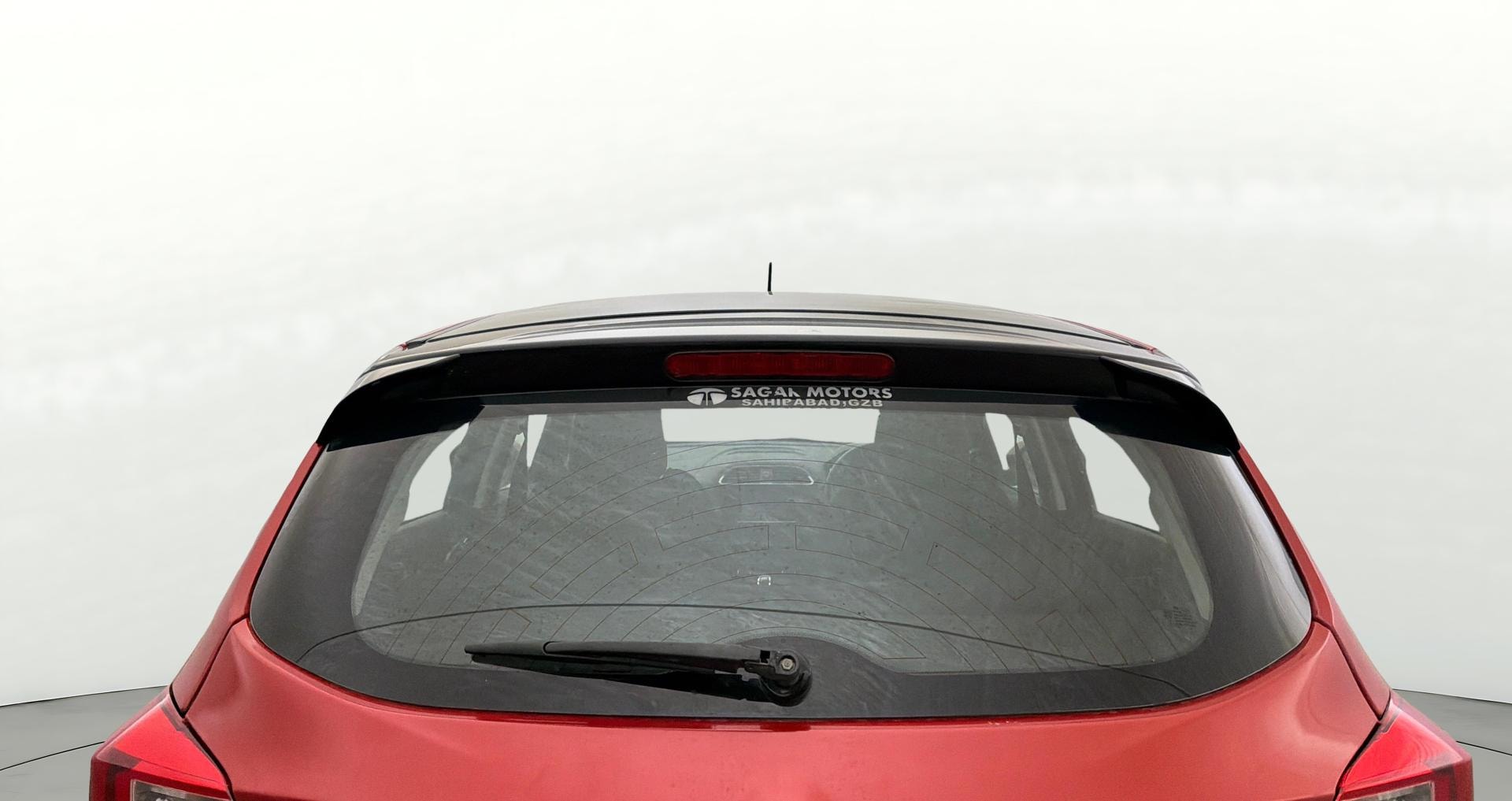 View 2019 Tata Tiago Revotorq XB Image 4 Used 2019 Tata Tiago Revotorq XB Image 4