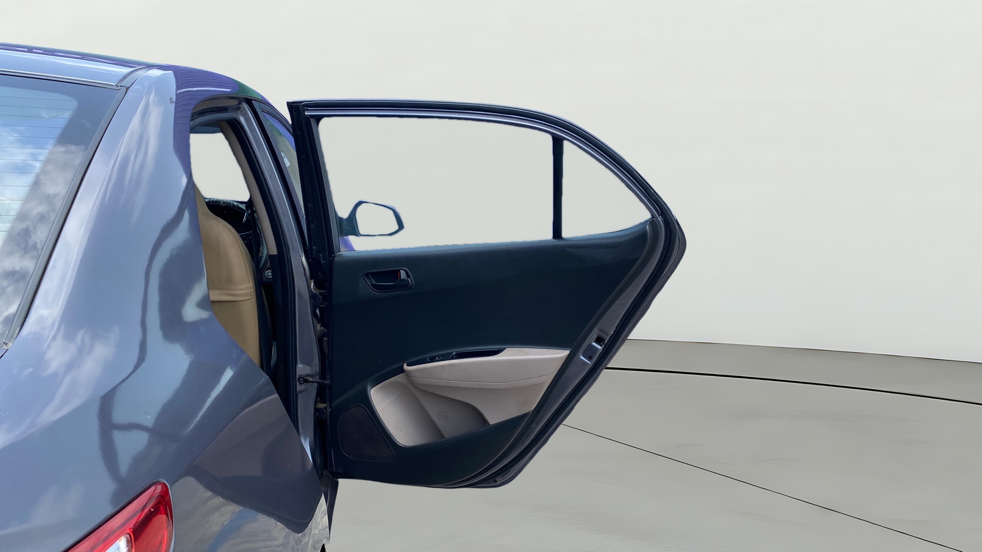View 2018 Hyundai Xcent S Petrol Image 6 Used 2018 Hyundai Xcent S Petrol Image 6