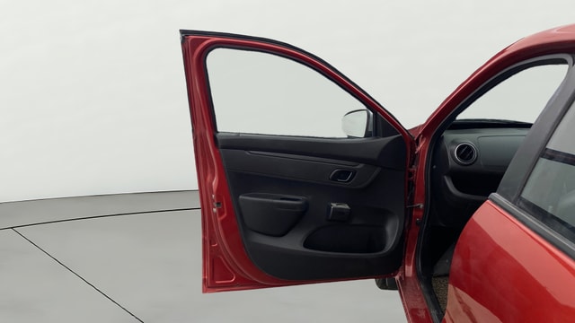 View Renault Kwid Image 30 Used Renault Kwid Image 30