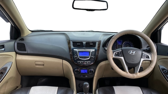 View Hyundai Fluidic Verna Image 16 Used Hyundai Fluidic Verna Image 16