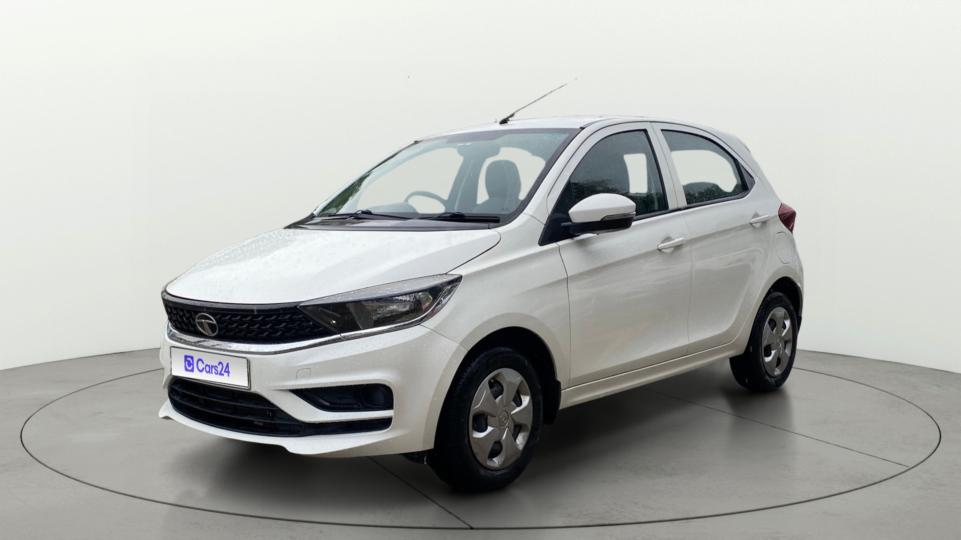 View 2021 Tata Tiago Revotorq XB Image 34 Used 2021 Tata Tiago Revotorq XB Image 34