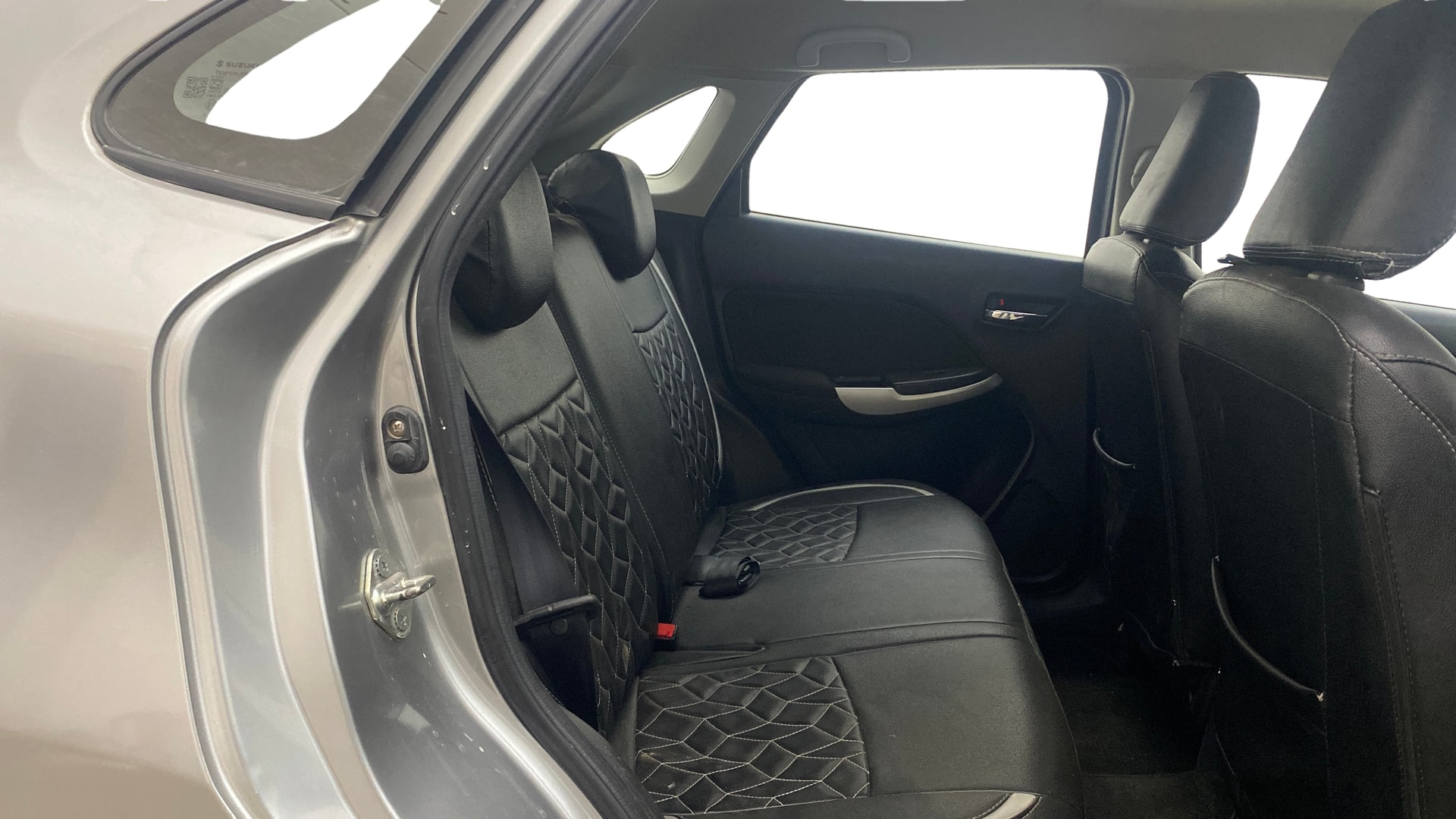 View 2018 Maruti Suzuki 1000 Base Variant Image 34 Used 2018 Maruti Suzuki 1000 Base Variant Image 34