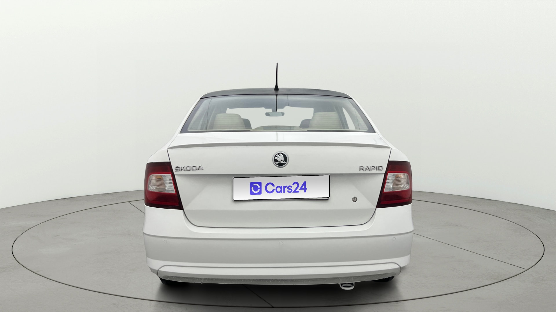 View 2017 Skoda Rapid 1.6 MPI Style Plus AT Image 38 Used 2017 Skoda Rapid 1.6 MPI Style Plus AT Image 38