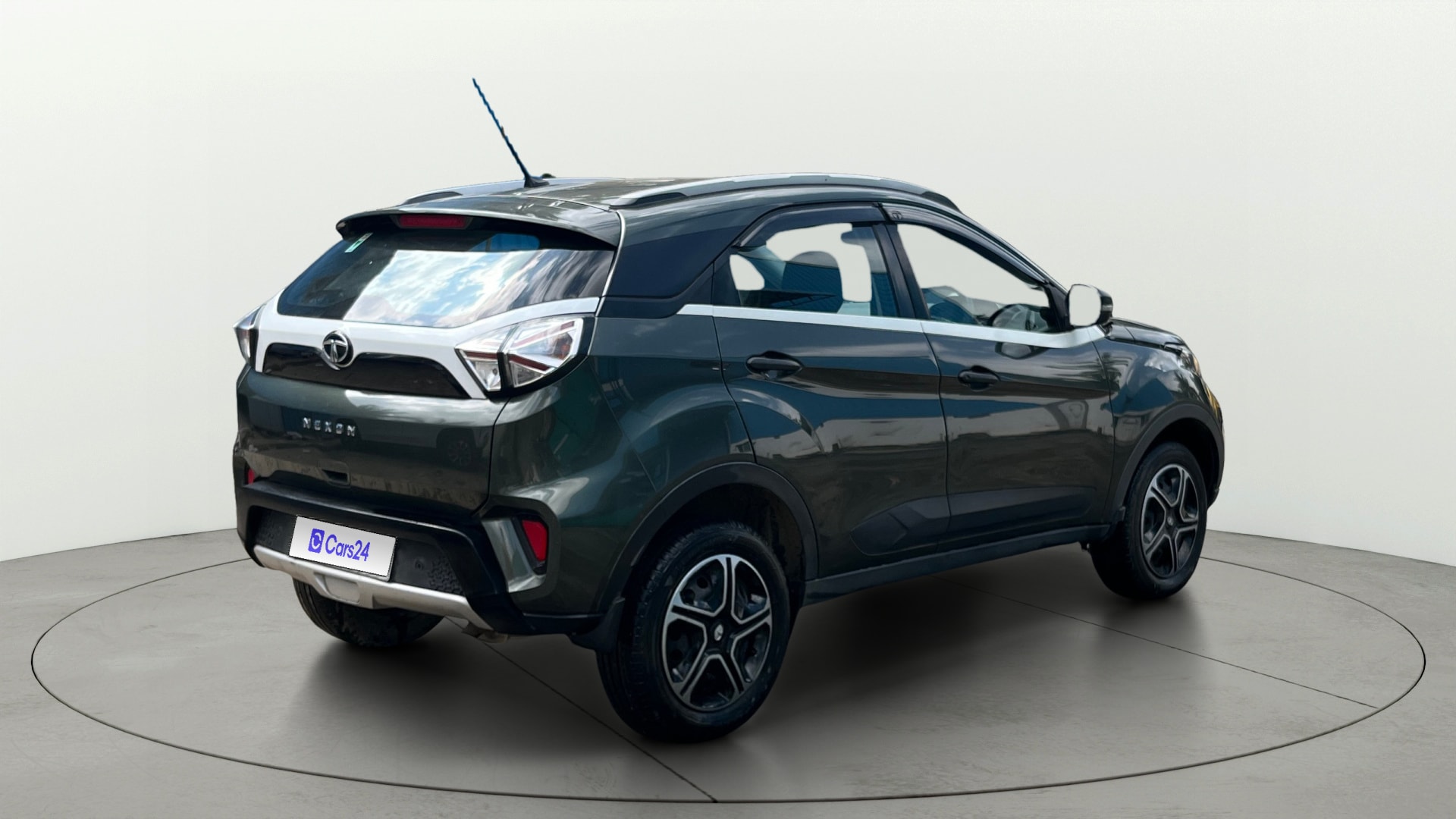 View 2021 Tata Nexon Revotron XE Image 42 Used 2021 Tata Nexon Revotron XE Image 42