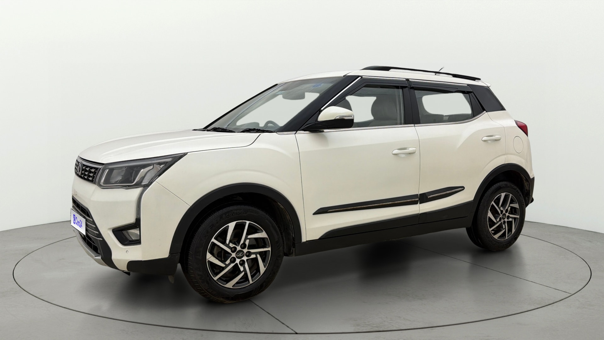 Used 2022 Mahindra XUV300 Used 2022 Mahindra XUV300