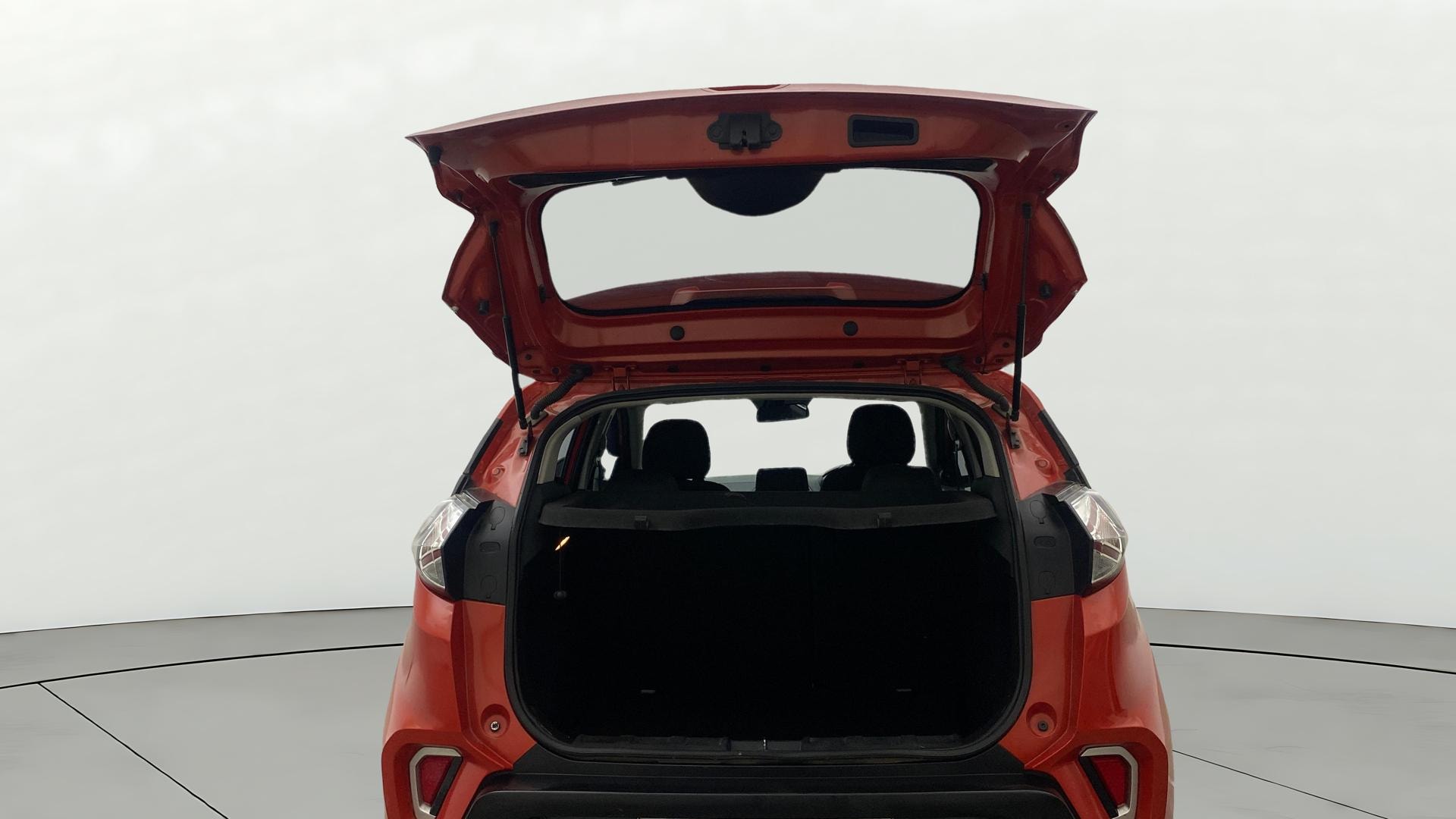View 2023 Tata Nexon Revotron XE Image 16 Used 2023 Tata Nexon Revotron XE Image 16