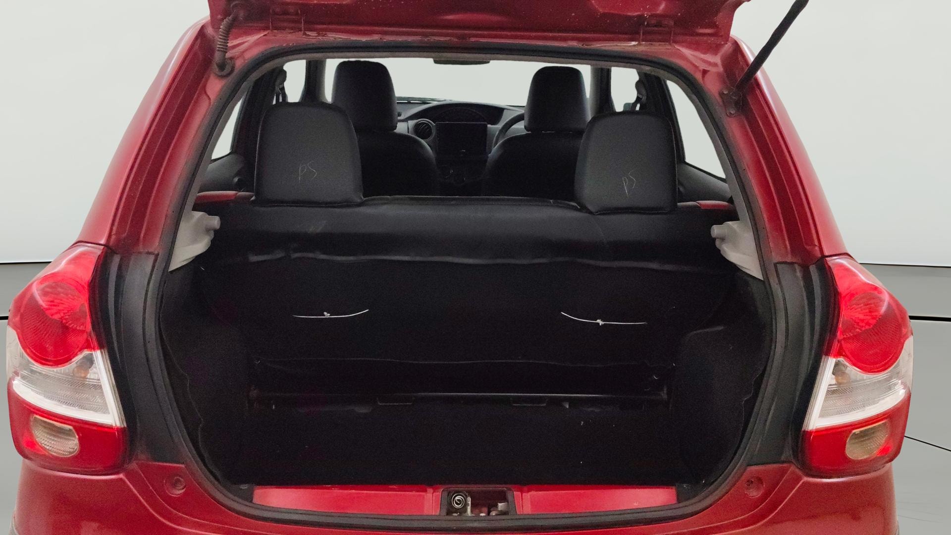 View 2013 Toyota Etios Liva G Image 37 Used 2013 Toyota Etios Liva G Image 37