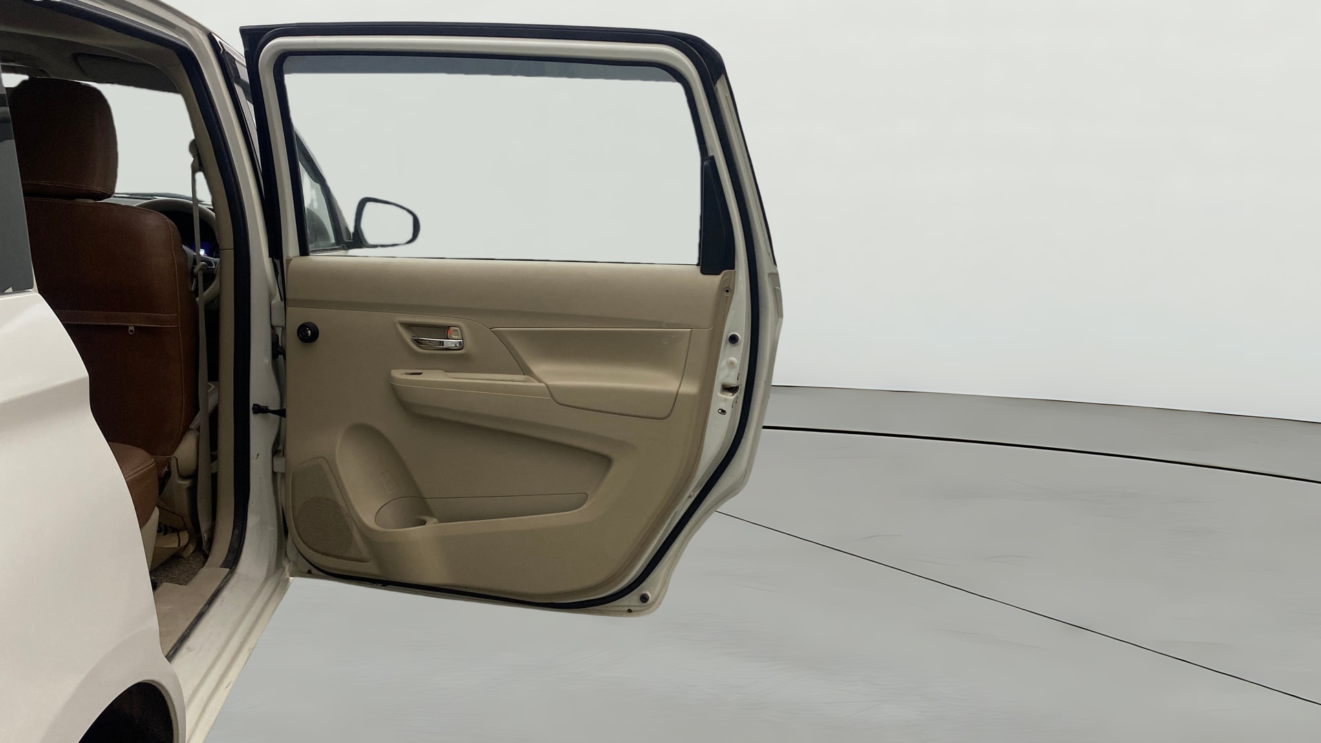View 2021 Maruti Suzuki 1000 Base Variant Image 7 Used 2021 Maruti Suzuki 1000 Base Variant Image 7