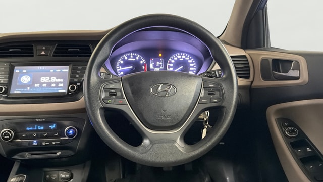 View Hyundai Elite i20 Image 20 Used Hyundai Elite i20 Image 20