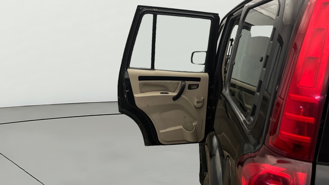 View Mahindra Jeep Image 16 Used Mahindra Jeep Image 16