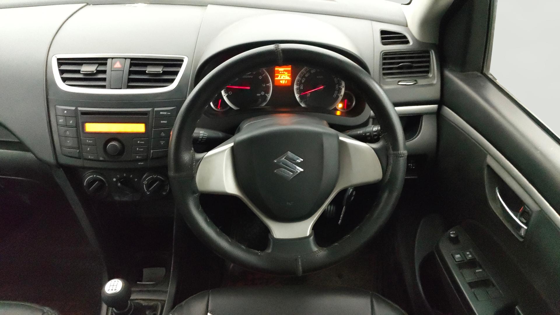 View 2013 Maruti Suzuki 1000 Base Variant Image 20 Used 2013 Maruti Suzuki 1000 Base Variant Image 20