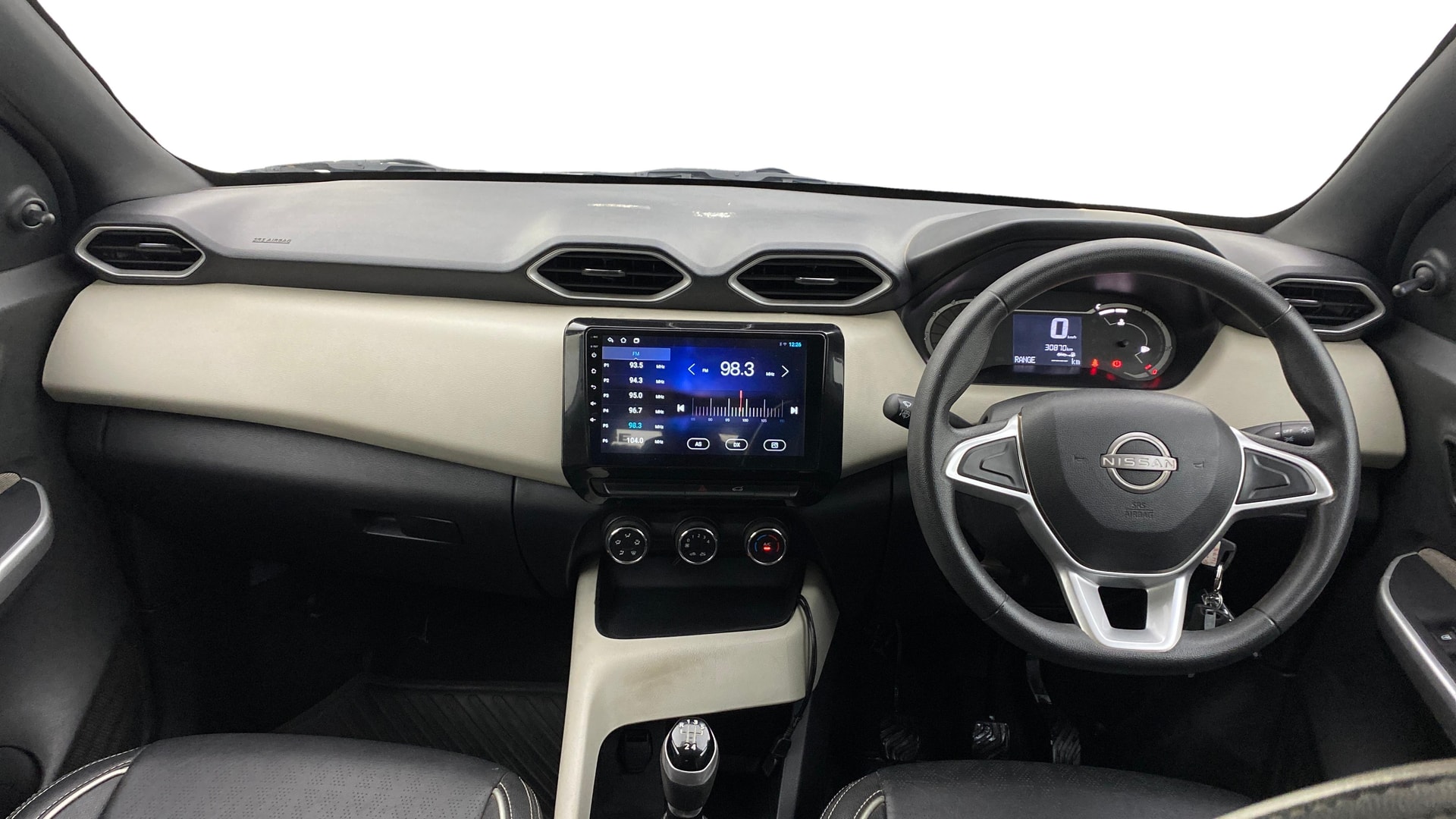 View 2024 Nissan Magnite XE Image 15 Used 2024 Nissan Magnite XE Image 15