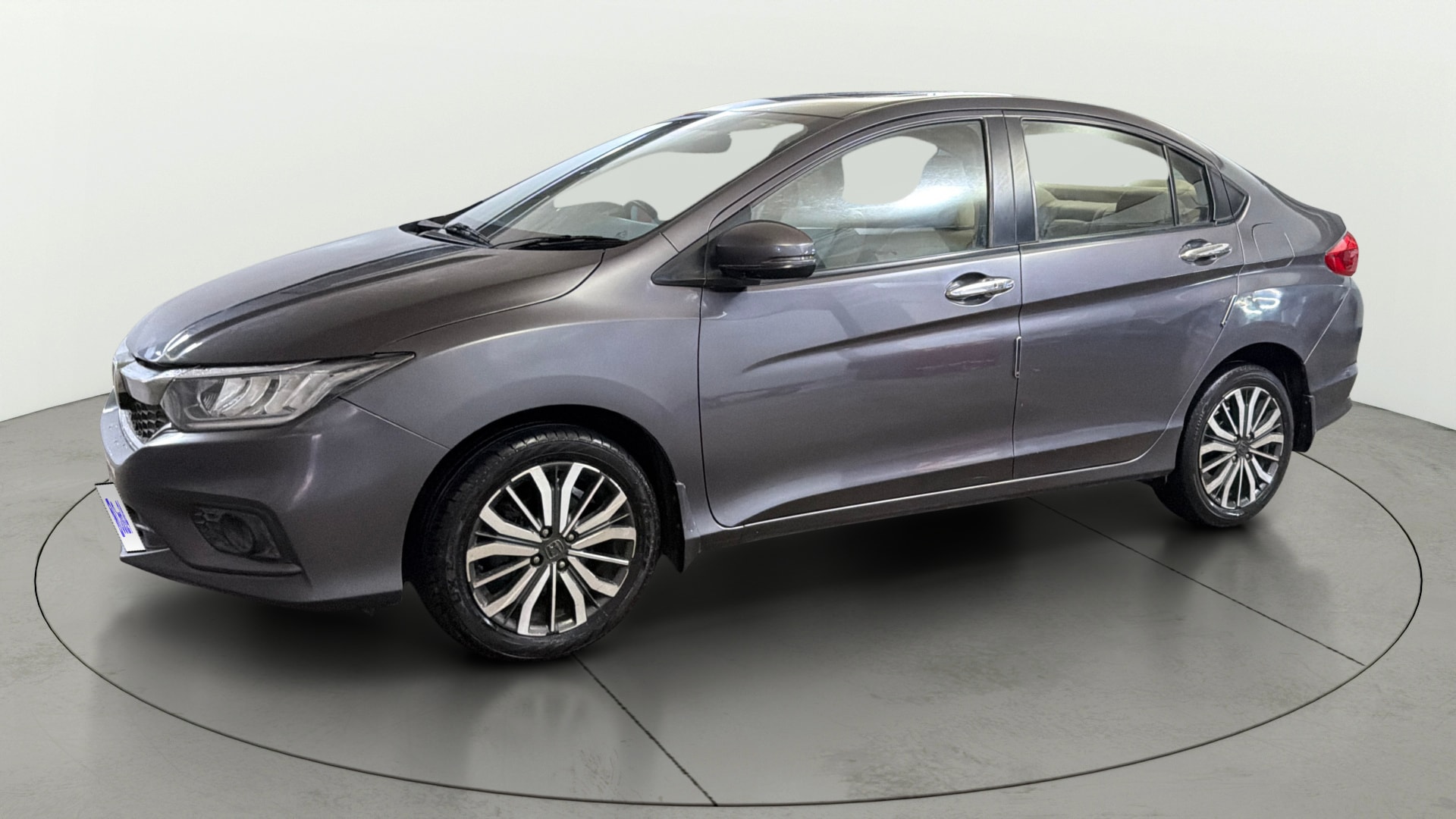 View 2017 Honda City ZX MT Diesel Anniversary Edition Image 38 Used 2017 Honda City ZX MT Diesel Anniversary Edition Image 38